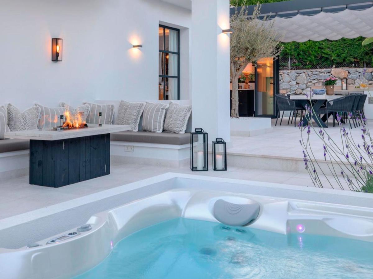 Vacation Marbella I Villa Lina, Golf Valley, Private Heated Pool, Jacuzzi, Close To The Marina Экстерьер фото